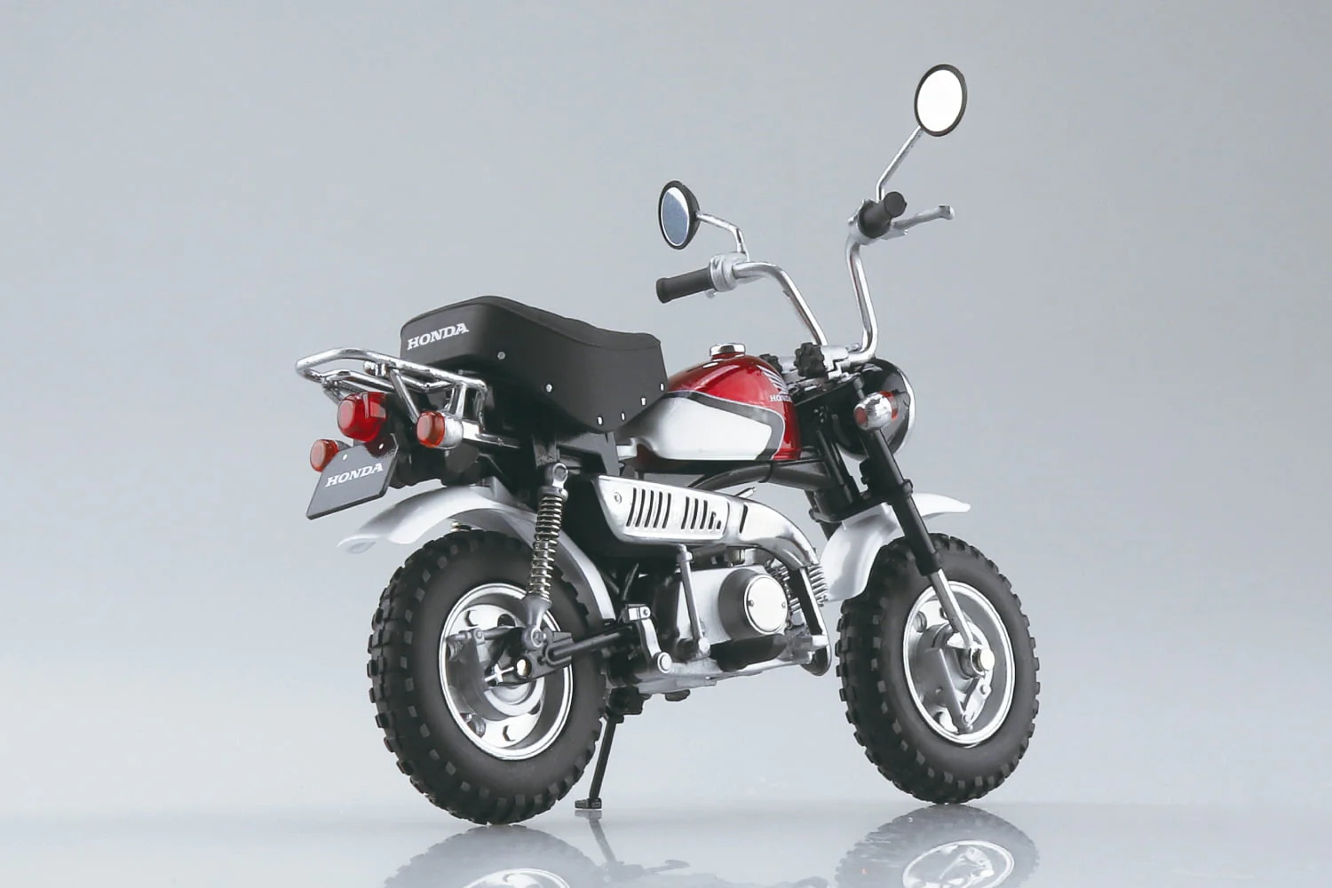 [Pre-order] Aoshima - Honda Monkey SPECIAL SHASTA WHITE Plastic Model Kit Aoshima - Image 8