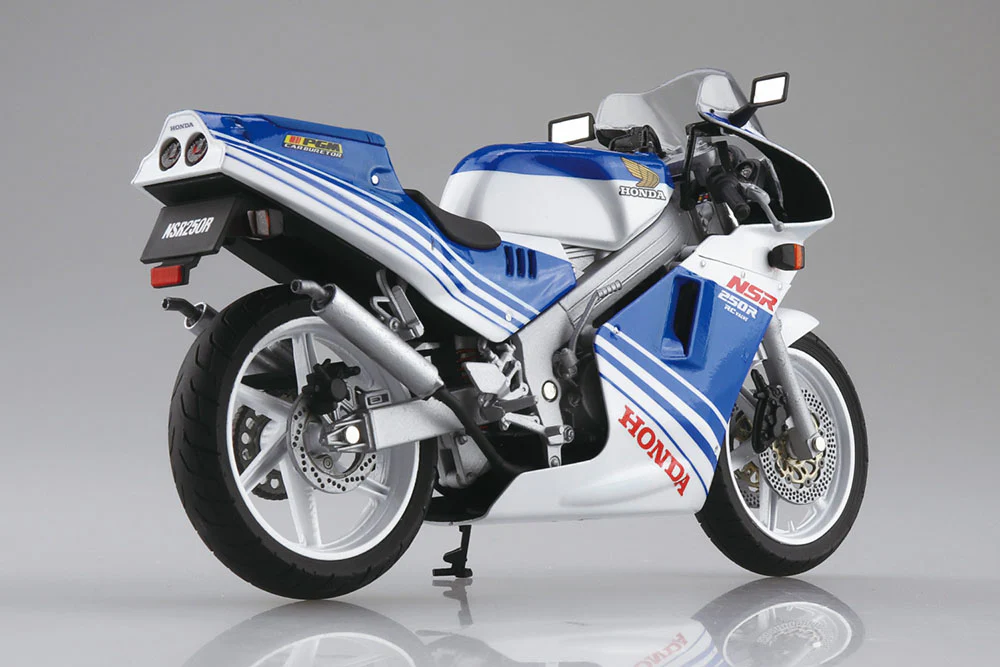 [Pre-order] Aoshima - Honda NSR250R '88 TERRA BLUE/ROSS WHITE 1/12 Plastic Model Kit Aoshima - Image 2