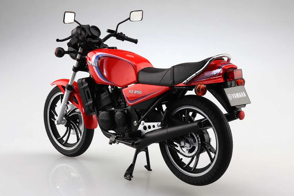 [Pre-order] Aoshima - Yamaha RZ250 YSP COLOUR 1/12 Plastic Model Kit Aoshima - Image 3