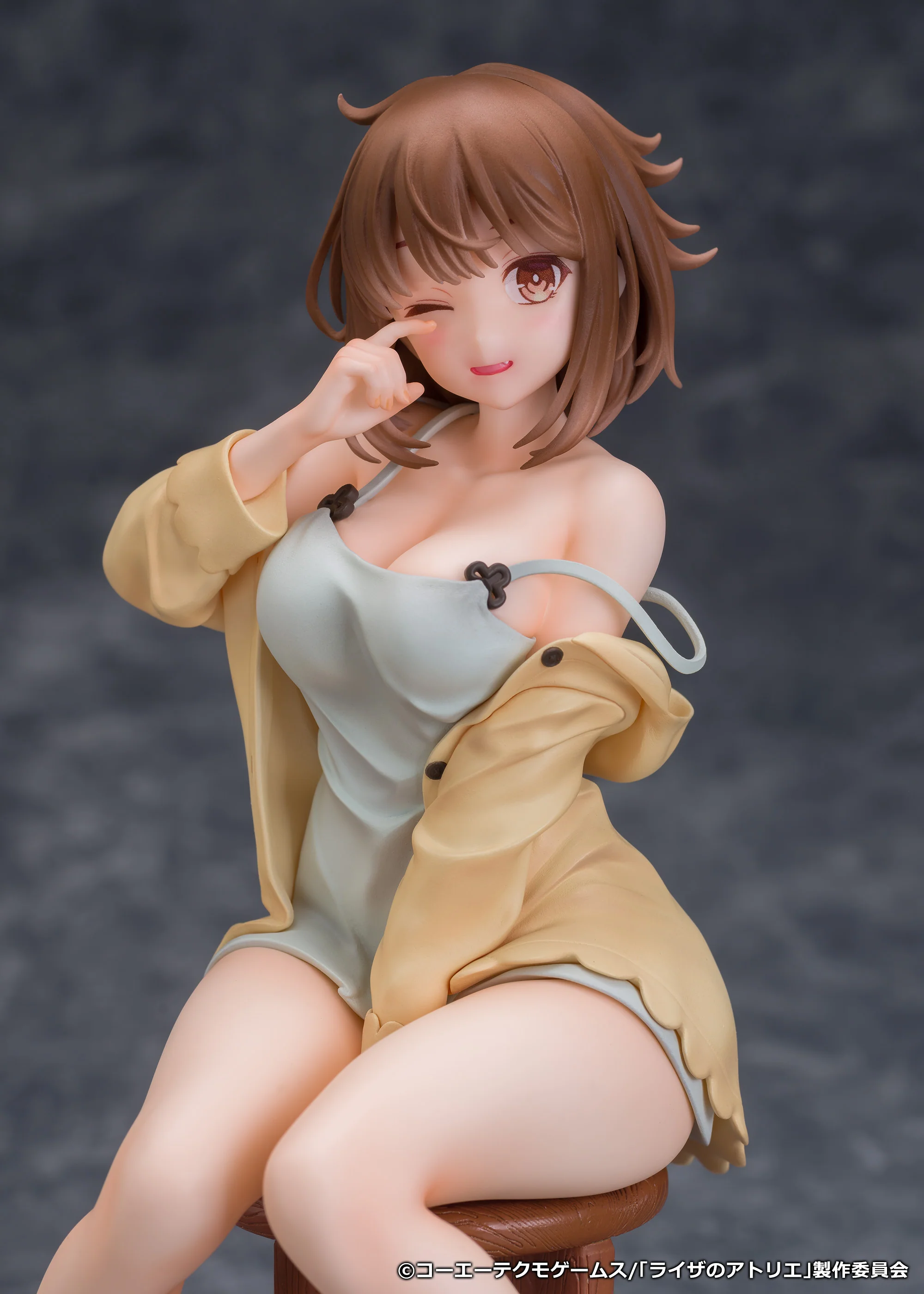 [Pre-order] Atelier Ryza: Ever Darkness & the Secret Hideout - Reisalin Stout (Nightclothes ver.) 1/7 Scale Figure PROOF - Image 6