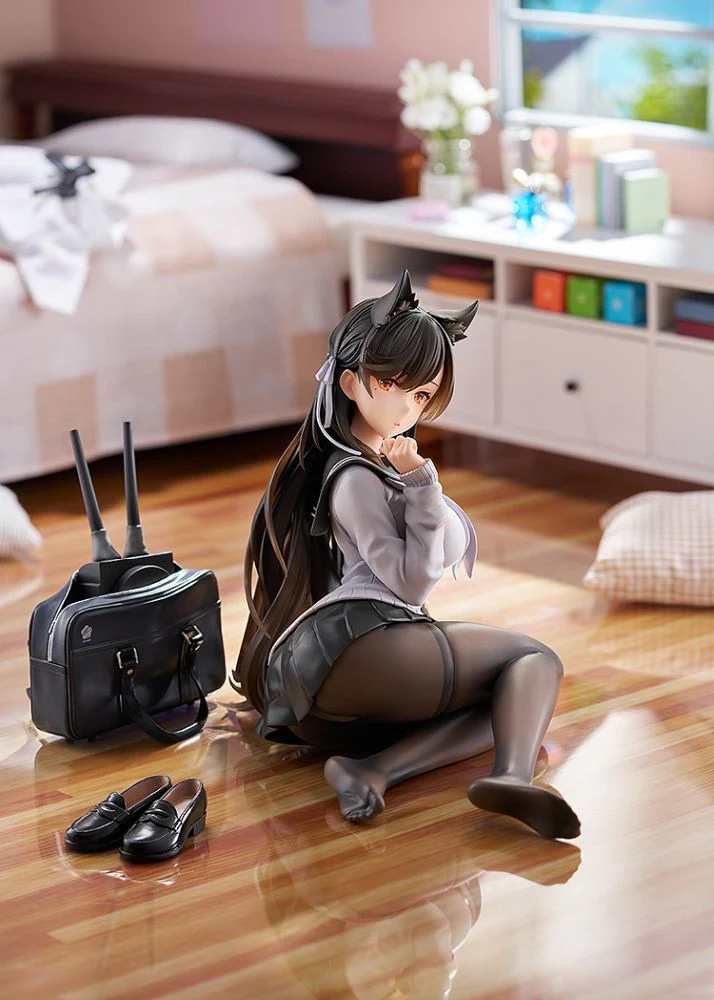 [Pre-order] Azur Lane - Atago (School Traumerei Ver) 1/7 Scale Figure Wave