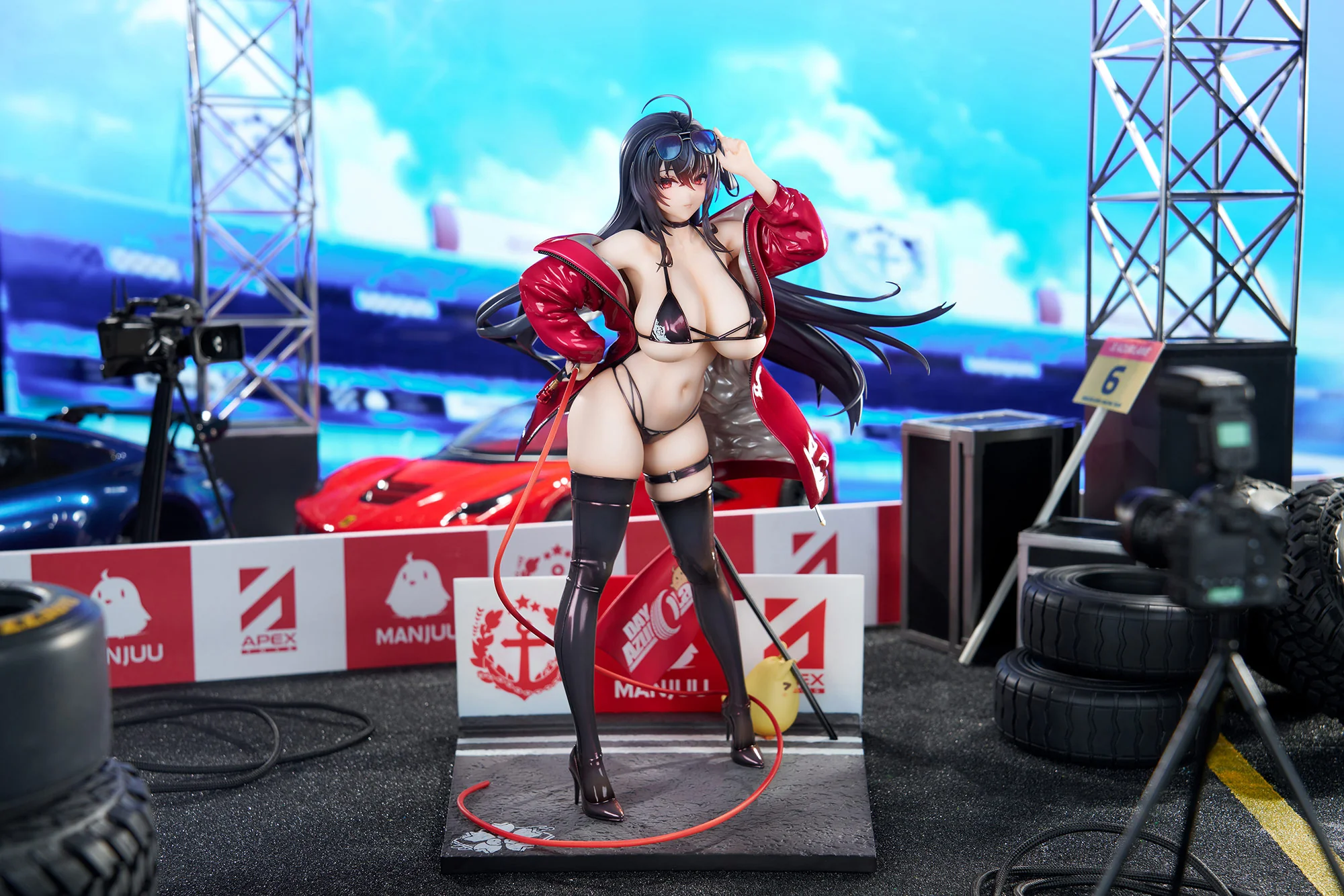 [Pre-order] Azur Lane - Taihou (Enraptured Companion Ver) 1/7 Scale Figure APEX