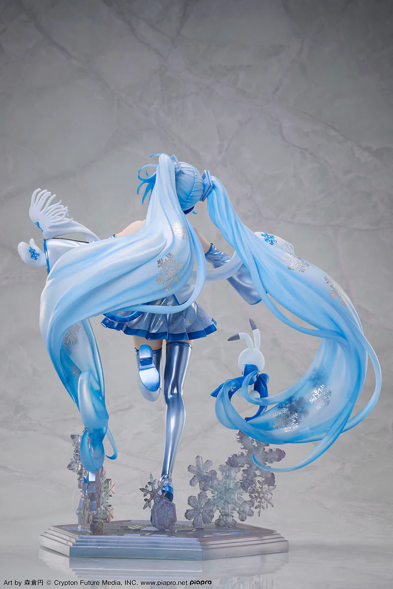 [Pre-order] Hatsune Miku - Snow Miku (Sky Town 10th Anniversary Ver. ) 1/7 Scale Figure Design COCO - Image 3