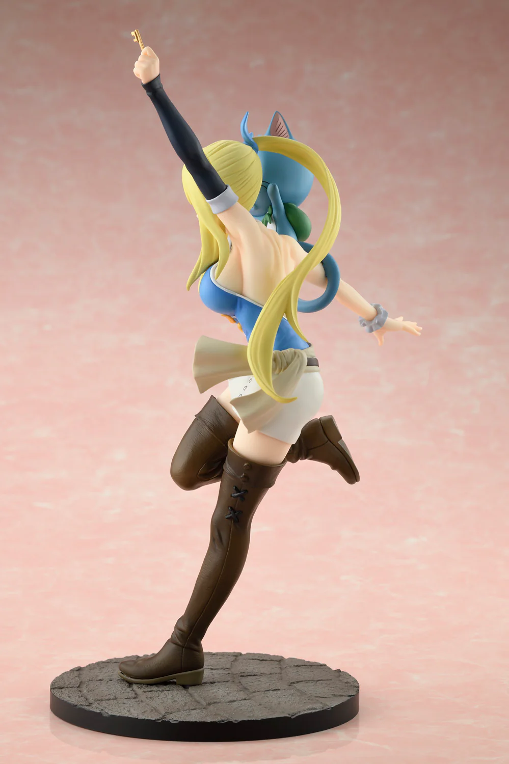 [Pre-order] Fairy Tail Final Season - Lucy Heartfilia (Wink Ver.) 1/8 Scale Figure BellFine - Image 4