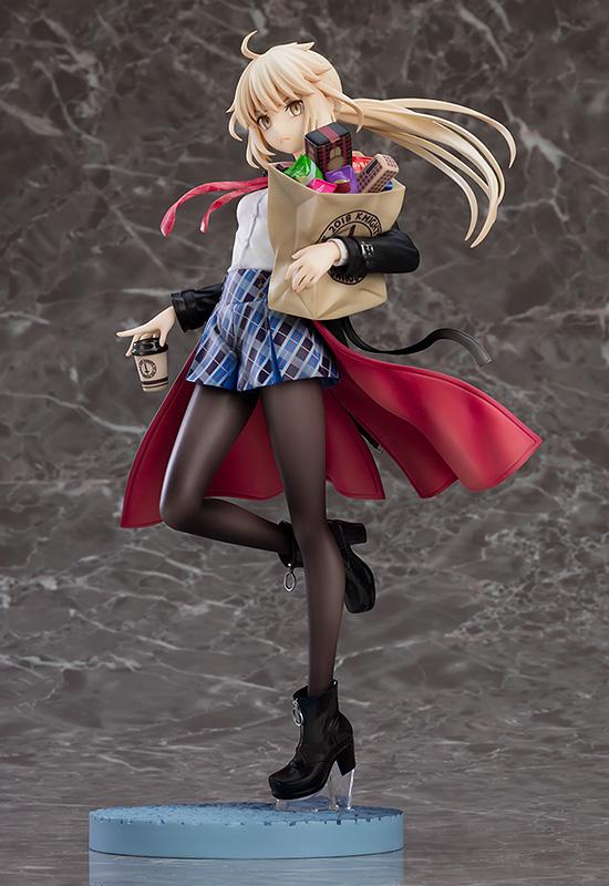 [Pre-order] Fate/Grand Order - Saber/Altria Pendragon (Alter) (Heroic Spirit Traveling Outfit Ver.) 1/7 Scale Figure GSC - Image 3