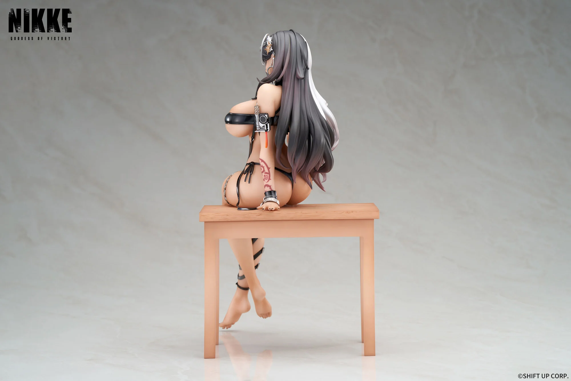 [Pre-order] Goddess of Victory: Nikke - Rosanna (Chic Ocean Ver.) 1/7 Scale Figure APEX - Image 6