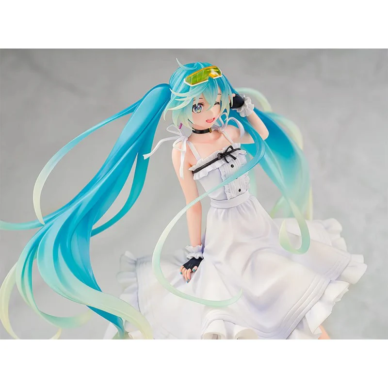 [Pre-order] Hatsune Miku - Racing Miku (2021 Vacation Style Ver.) 1/6 Scale Figure Wonderful Works - Image 7