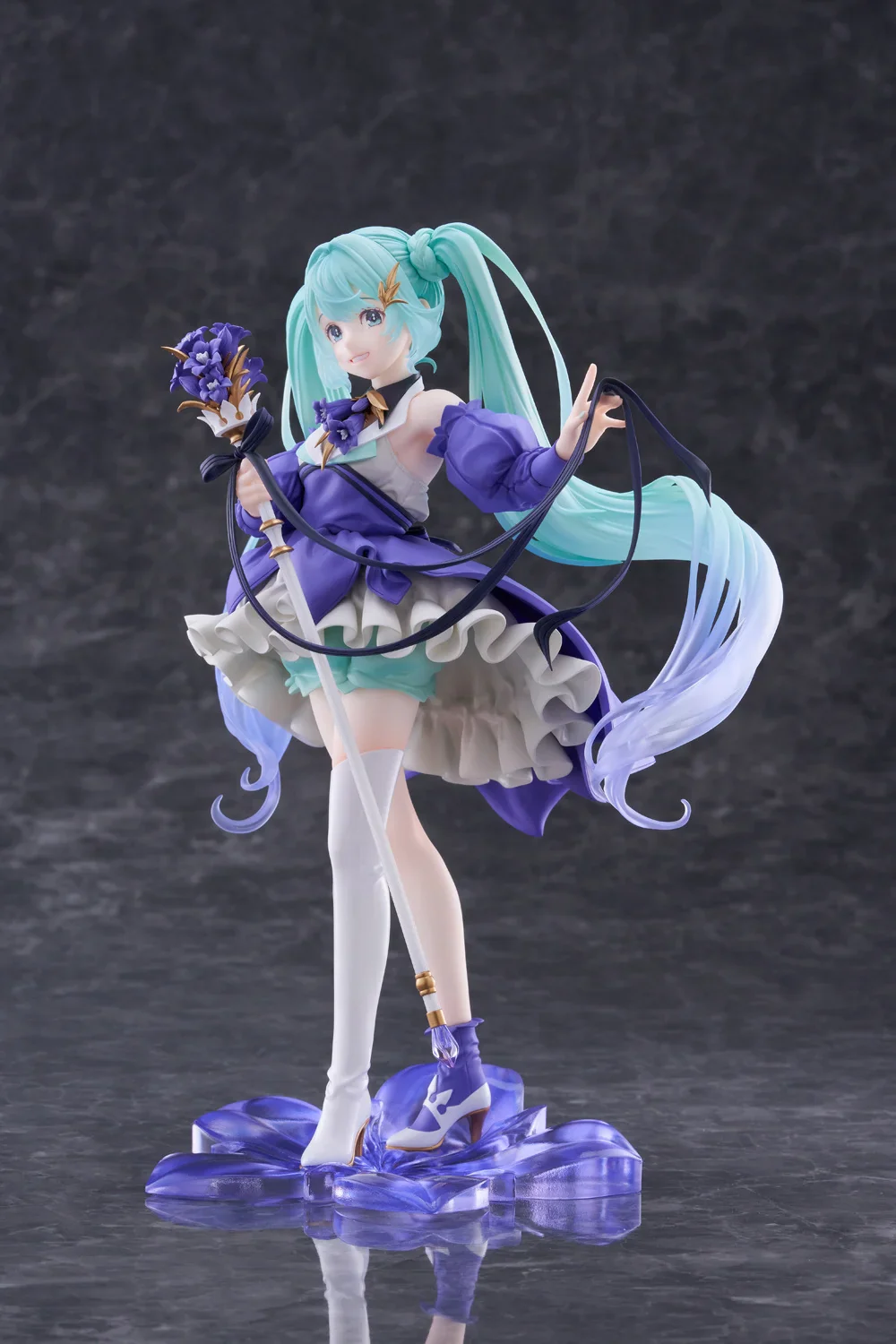 [Pre-order] Hatsune Miku - Hatsune Miku (Birthday 2024 Ver.) Prize Figure Taito - Image 6