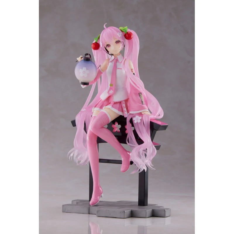 [Pre-order] Hatsune Miku - Sakura Miku (Sakura Lantern Ver.) Prize Figure Taito - Image 4