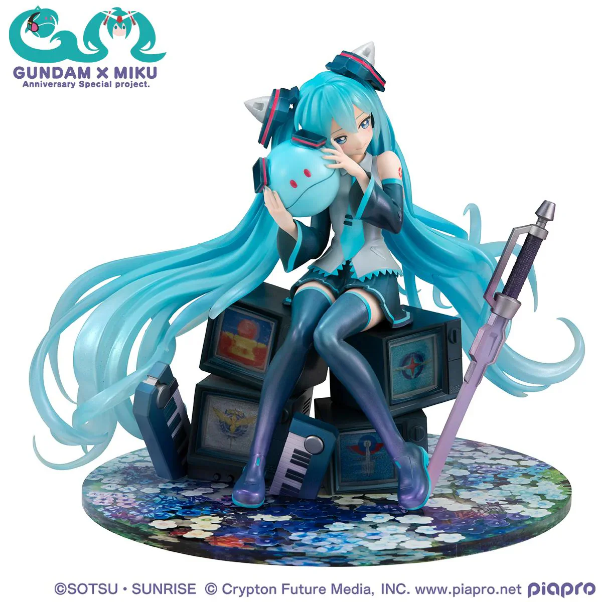 [Pre-order] Hatsune Miku x 00 Gundam - Hatsune Miku (Mobile Suit Gundam 45th Anniversary Ver.) 1/7 Scale Figure MegaHouse - Image 5