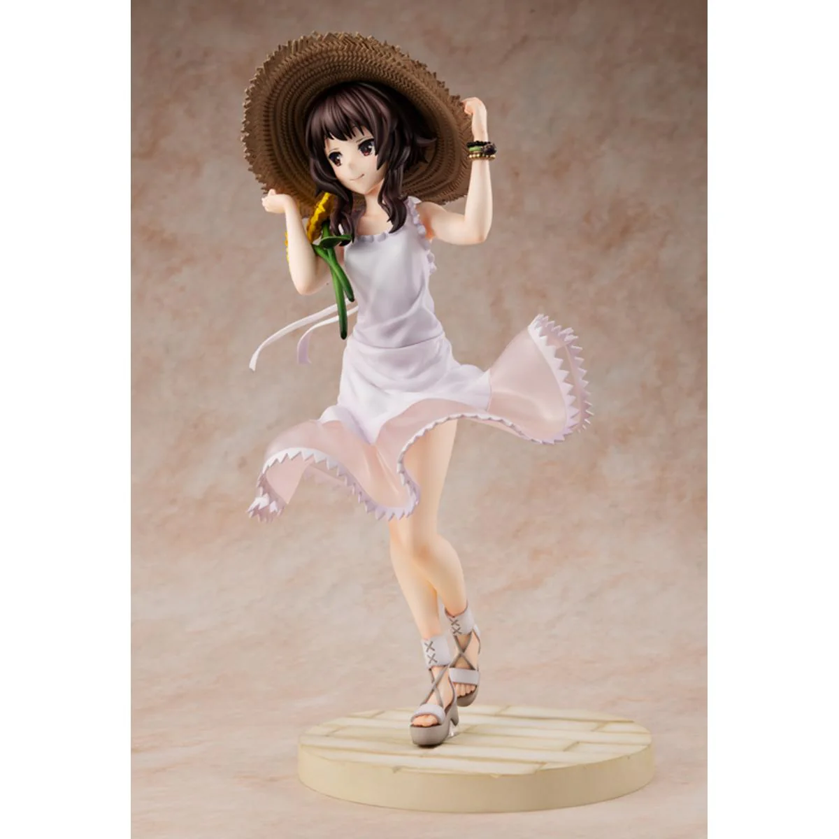 [Pre-order] KONO SUBARASHII SEKAI NI SYUKUFUKU WO! LEGEND OF CRIMSON - Megumin (Sunflower One-Piece Dress Ver.) 1/7 Scale Figure KADOKAWA - Image 4