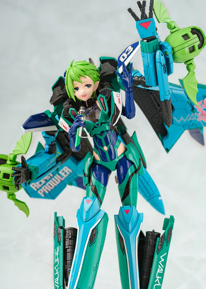 [Pre-order] Macross Delta - Reina Prowler Variable Fighter Girls Plastic Model Kit Aoshima - Image 12