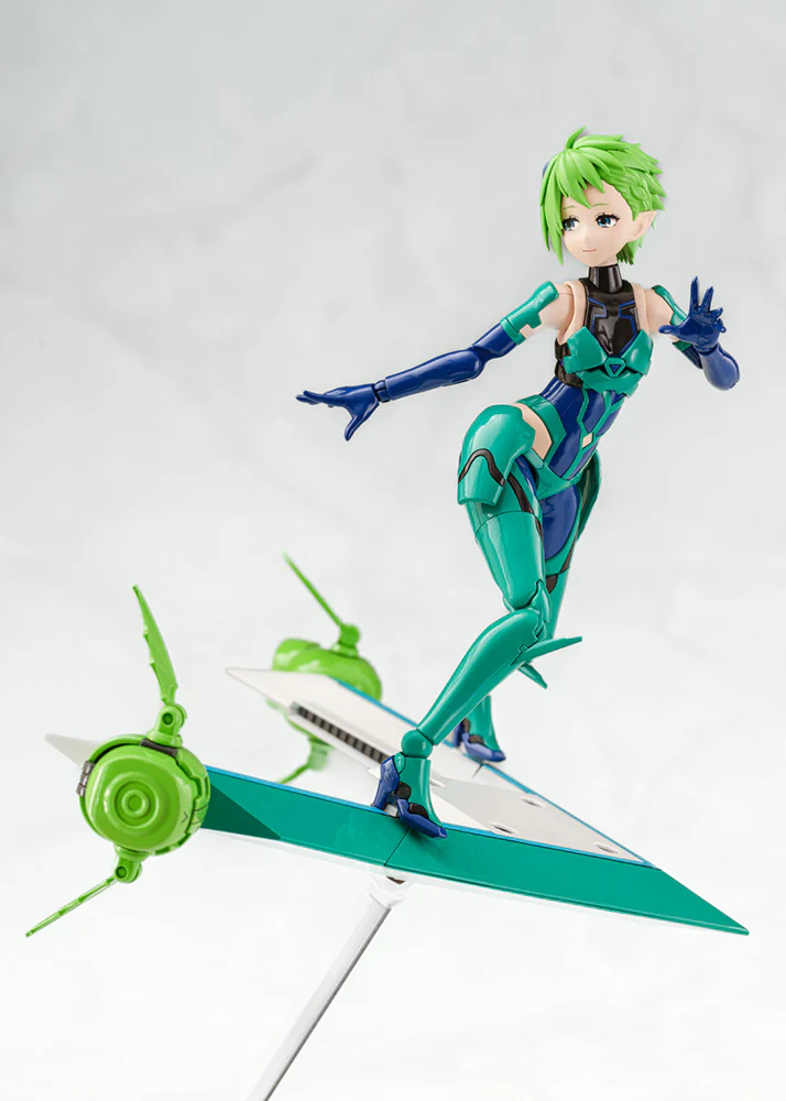 [Pre-order] Macross Delta - Reina Prowler Variable Fighter Girls Plastic Model Kit Aoshima - Image 18