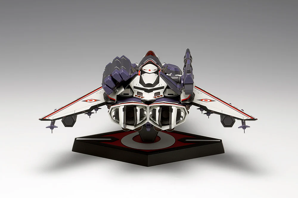 [Pre-order] Macross - VF-171EX Armored Nightmare Plus Plastic Model Kit Wave - Image 4