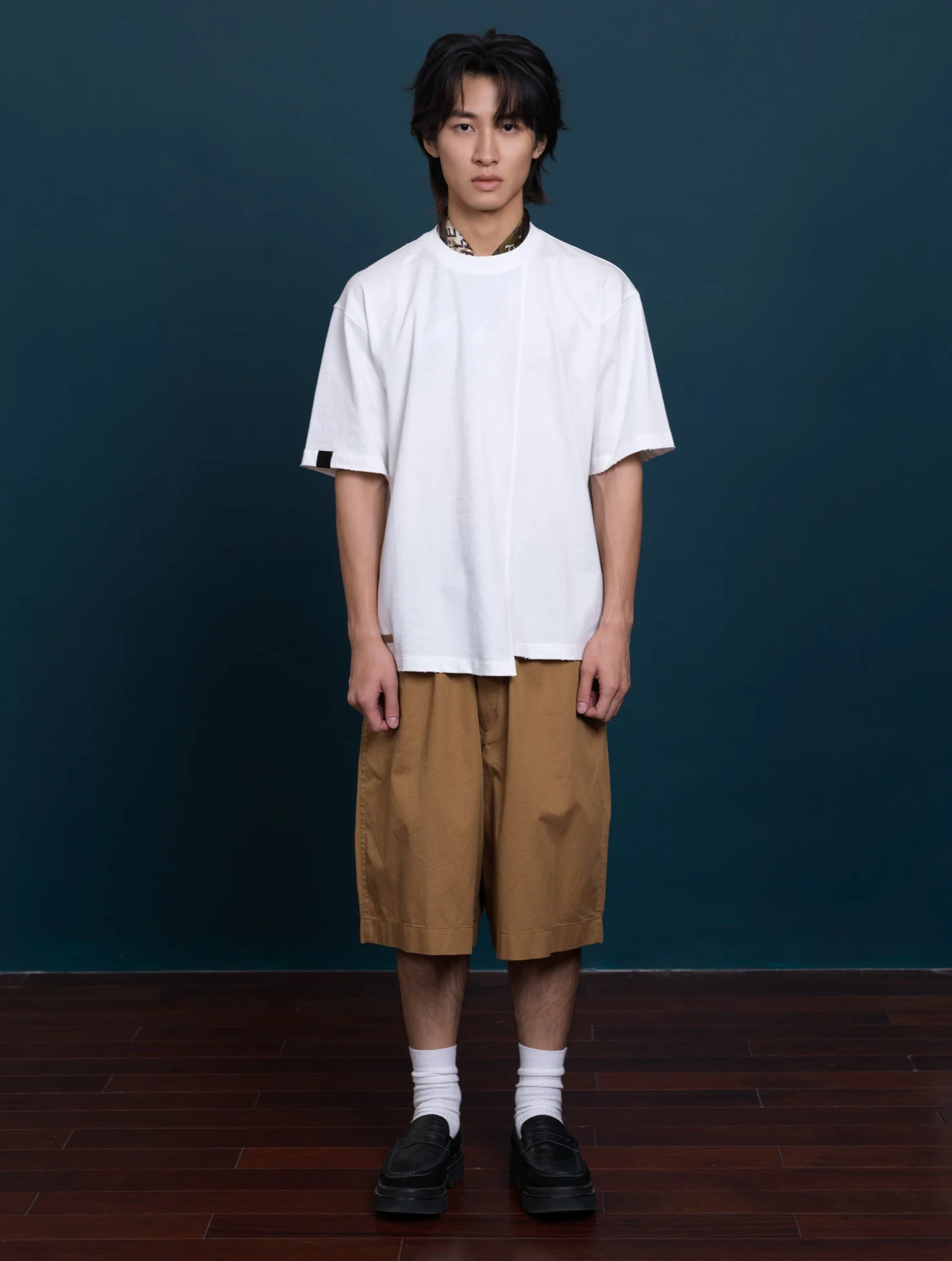 [Pre-order] Reverse: 1999 - 6 He Takes the Stage Printed T-Shirt BLUEPOCH - Image 3