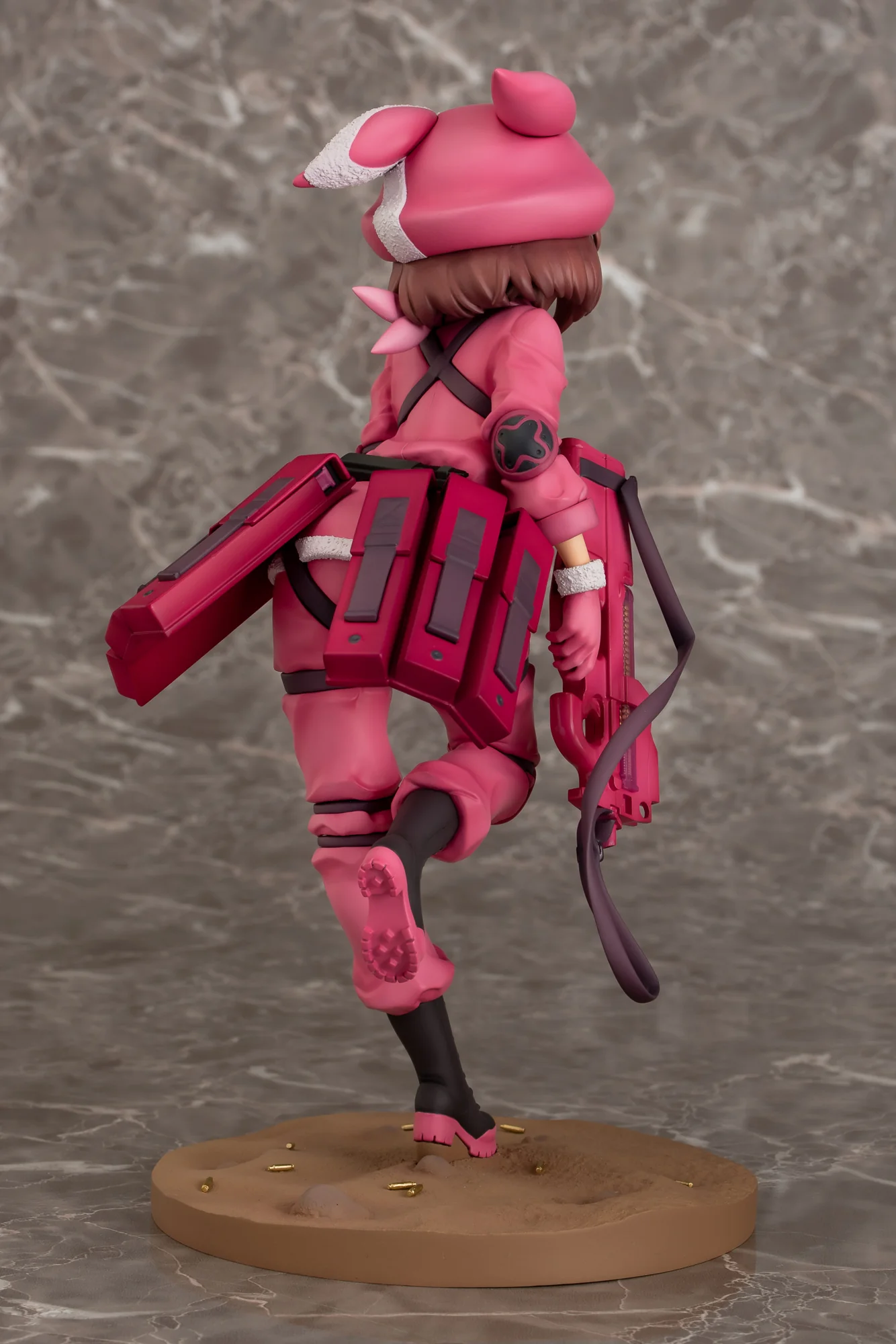 [Pre-order] Sword Art Online Alternative Gun Gale Online - LLENN (Desert Bullet Ver.) 1/7 Scale Figure PLUM - Image 4