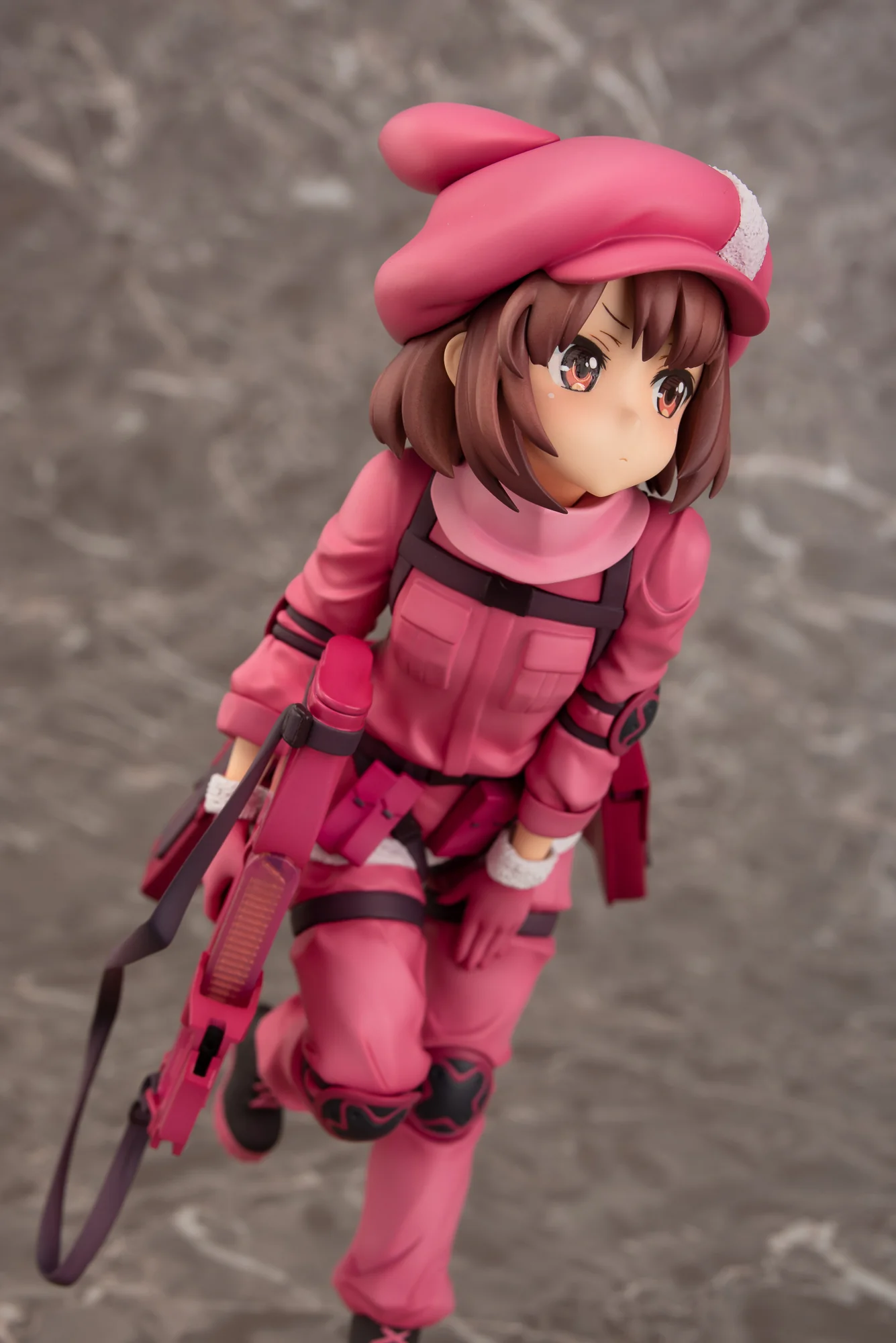 [Pre-order] Sword Art Online Alternative Gun Gale Online - LLENN (Desert Bullet Ver.) 1/7 Scale Figure PLUM - Image 6