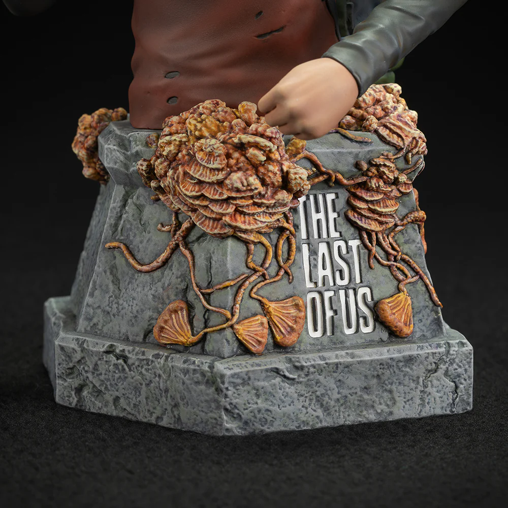 [Pre-order] The Last of Us - Ellie (Handgun Bust Ver.) Non Scale Figure Dark Horse - Image 8