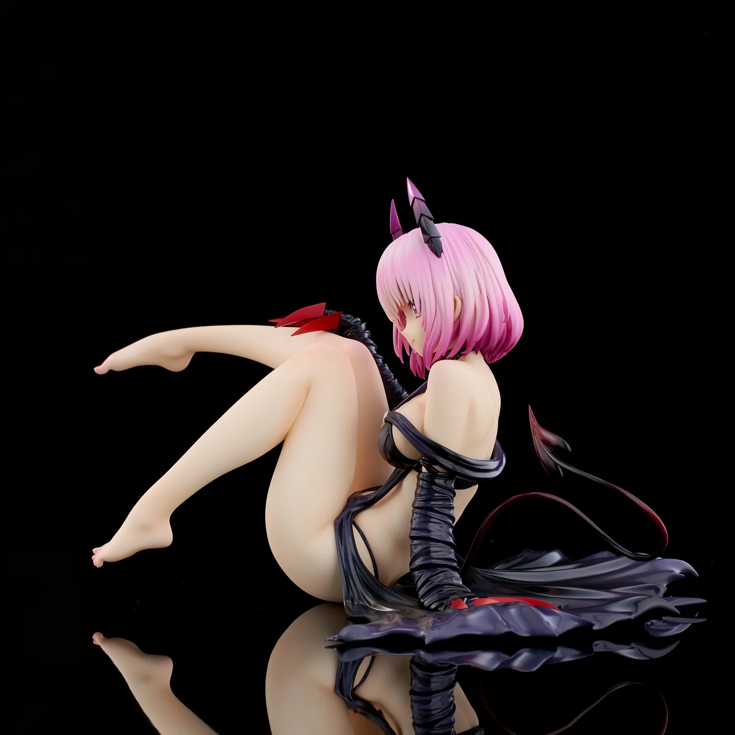 [Pre-order] To Love-Ru Darkness - Momo Belia Deviluke (Darkness Ver.) 1/6 Scale Figure Union Creative - Image 10