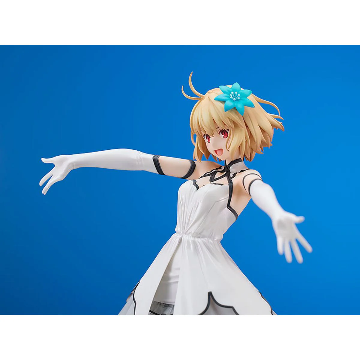 [Pre-order] Tsukihime: A Piece of Blue Glass Moon - Arcueid Brunestud (Dresscode: Clad in Glaciers Ver.) 1/7 Scale Figure Good Smile Company - Image 5