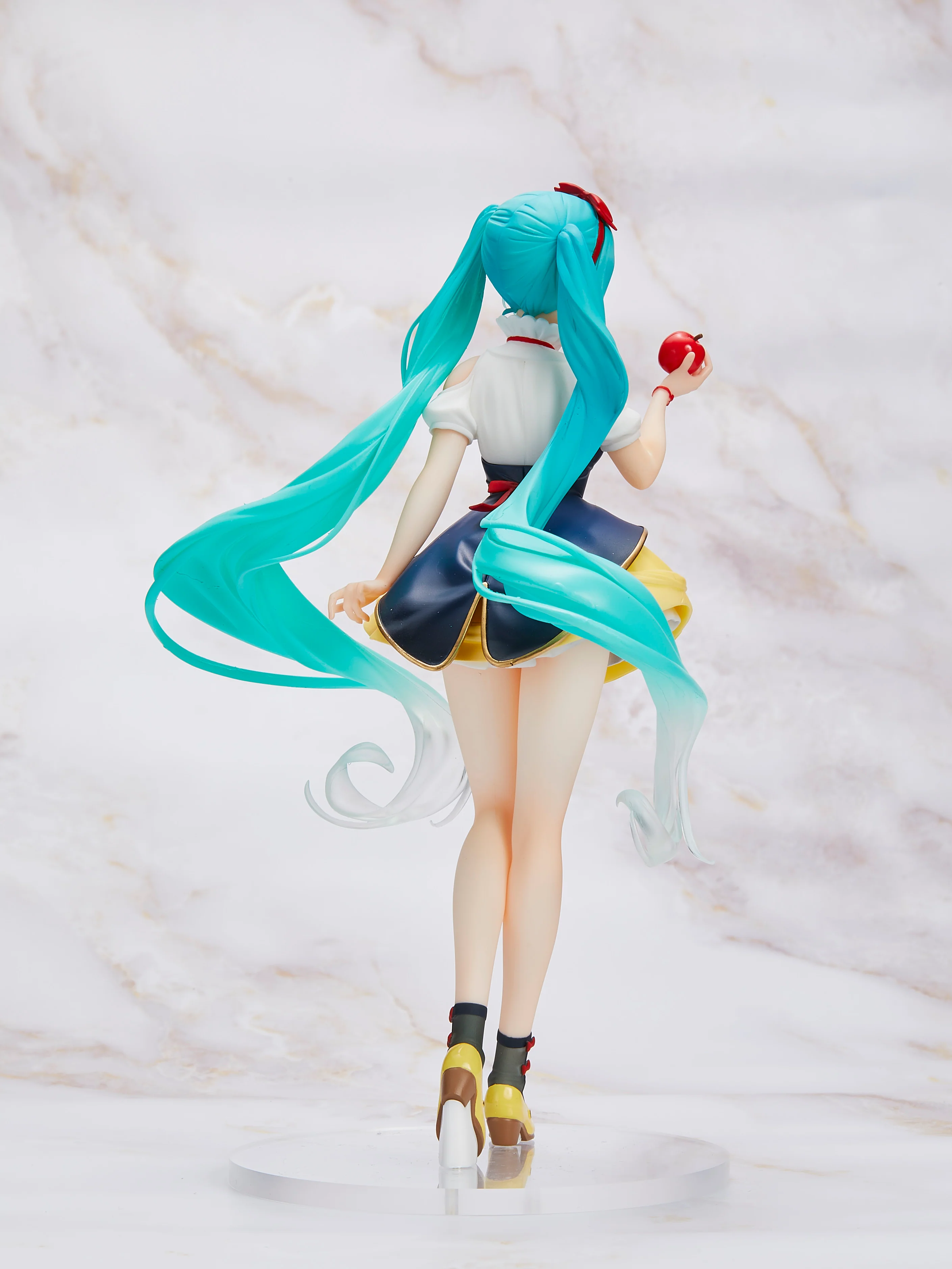 [Pre-order] Hatsune Miku - Snow White Hatsune Miku Wonderland Prize Figure Taito - Image 4