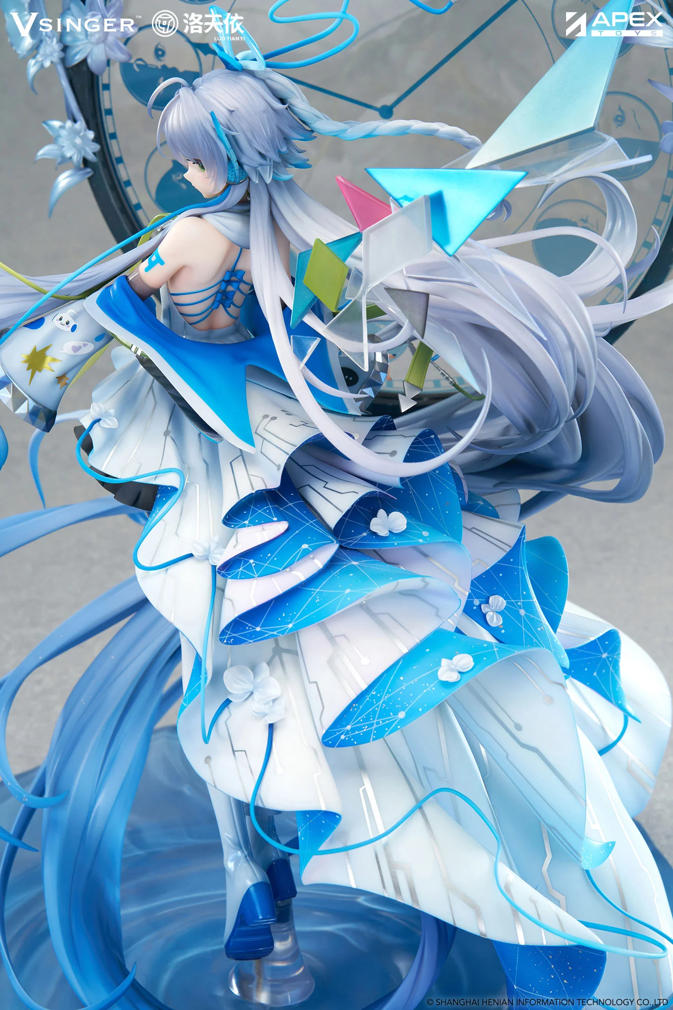 [Pre-order] Vsinger - Luo Tianyi 12th Anniversary 1/7 Scale Figure APEX - Image 11